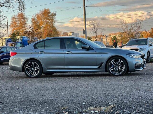 БМВ 5 Серия 2017 в Киеве на Automoto.ua Серый БМВ 5 Серия, объемом двигателя 3 л и пробегом 195 тыс. км за 24700 $, фото 9 на Automoto.ua