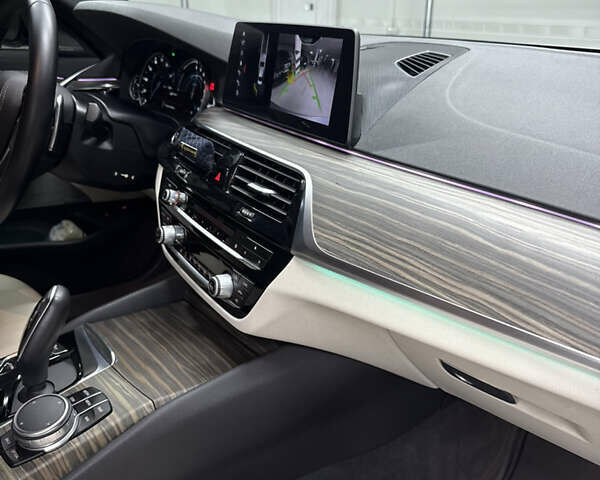 Сірий БМВ 5 Серія, об'ємом двигуна 2 л та пробігом 69 тис. км за 28500 $, фото 21 на Automoto.ua