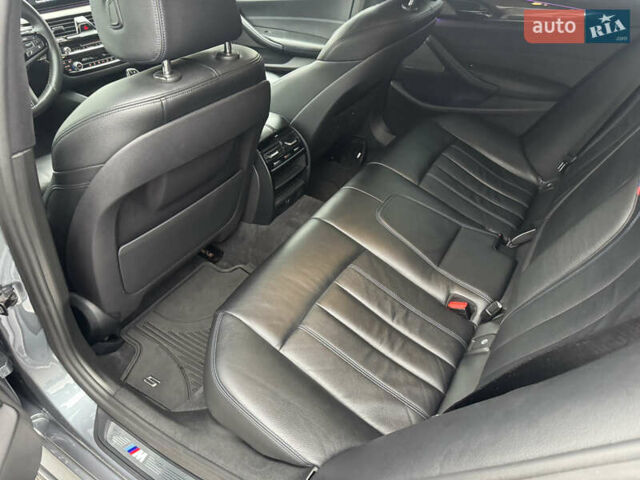 Сірий БМВ 5 Серія, об'ємом двигуна 3 л та пробігом 141 тис. км за 29999 $, фото 29 на Automoto.ua