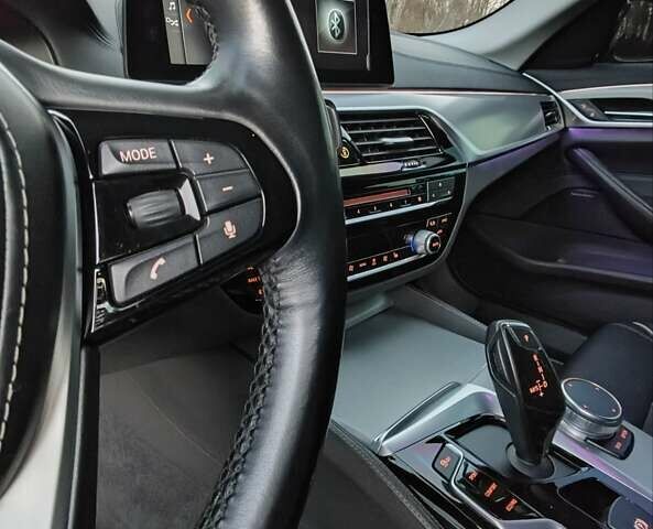 Сірий БМВ 5 Серія, об'ємом двигуна 2 л та пробігом 144 тис. км за 26999 $, фото 37 на Automoto.ua