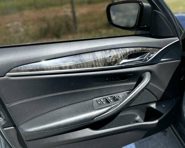 Серый БМВ 5 Серия, объемом двигателя 2 л и пробегом 171 тыс. км за 23900 $, фото 16 на Automoto.ua