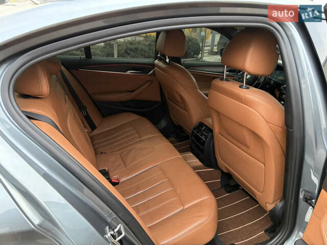 Серый БМВ 5 Серия, объемом двигателя 2 л и пробегом 221 тыс. км за 24999 $, фото 26 на Automoto.ua