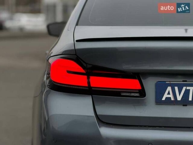 Серый БМВ 5 Серия, объемом двигателя 2 л и пробегом 127 тыс. км за 27000 $, фото 26 на Automoto.ua