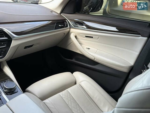 Серый БМВ 5 Серия, объемом двигателя 3 л и пробегом 254 тыс. км за 33500 $, фото 11 на Automoto.ua
