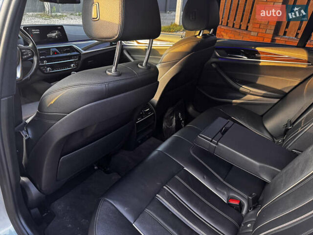 Серый БМВ 5 Серия, объемом двигателя 2 л и пробегом 124 тыс. км за 26400 $, фото 18 на Automoto.ua