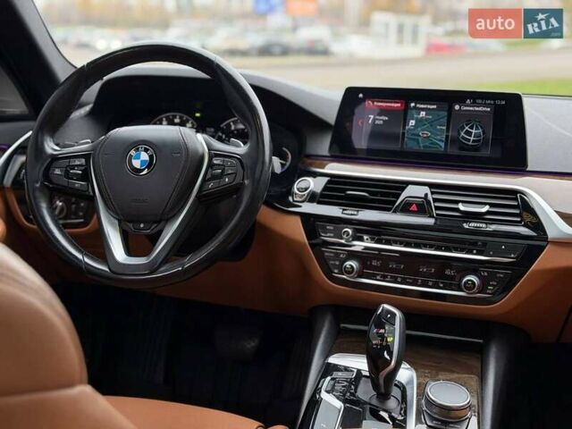 Серый БМВ 5 Серия, объемом двигателя 2 л и пробегом 127 тыс. км за 27000 $, фото 57 на Automoto.ua