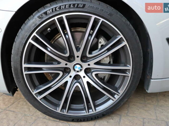 Серый БМВ 5 Серия, объемом двигателя 2.99 л и пробегом 152 тыс. км за 42900 $, фото 12 на Automoto.ua