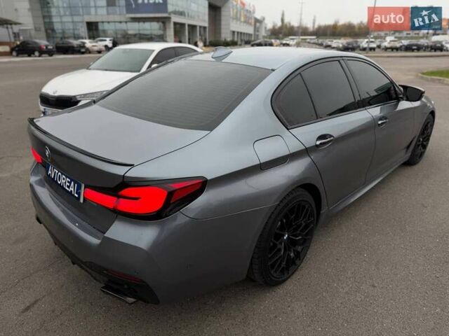 Серый БМВ 5 Серия, объемом двигателя 2 л и пробегом 127 тыс. км за 27000 $, фото 30 на Automoto.ua