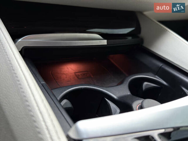 Серый БМВ 5 Серия, объемом двигателя 3 л и пробегом 254 тыс. км за 33500 $, фото 40 на Automoto.ua