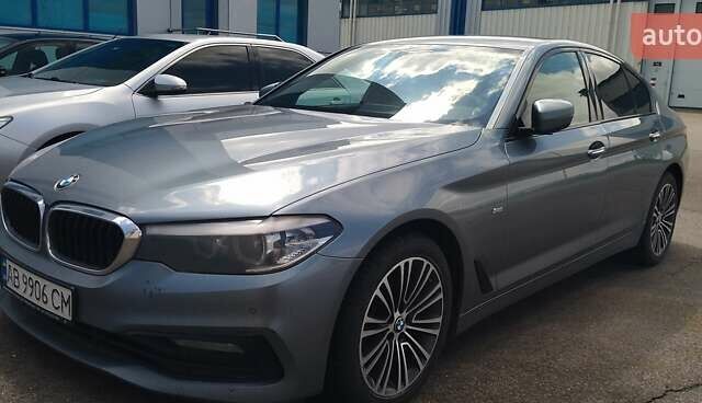 Серый БМВ 5 Серия, объемом двигателя 2 л и пробегом 350 тыс. км за 29775 $, фото 4 на Automoto.ua