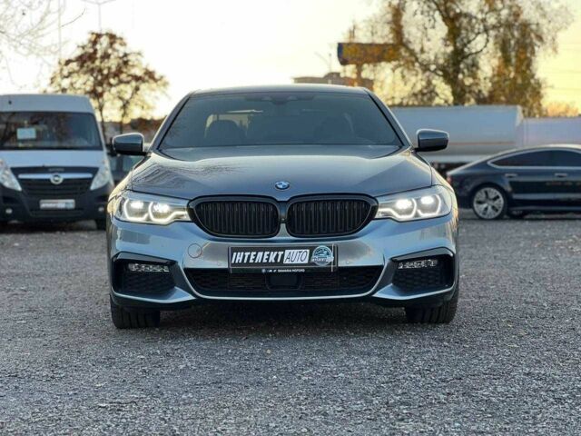 БМВ 5 Серия 2017 в Киеве на Automoto.ua Серый БМВ 5 Серия, объемом двигателя 3 л и пробегом 195 тыс. км за 24700 $, фото 3 на Automoto.ua