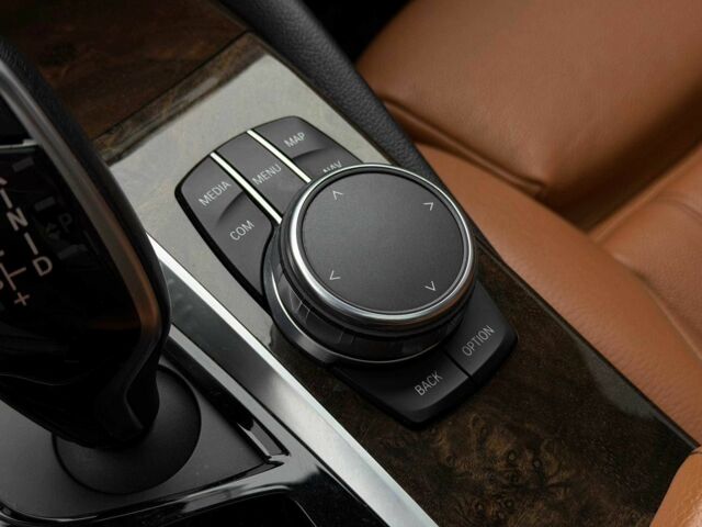 Серый БМВ 5 Серия, объемом двигателя 2 л и пробегом 127 тыс. км за 27000 $, фото 18 на Automoto.ua