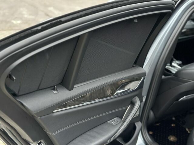 Сірий БМВ 5 Серія, об'ємом двигуна 3 л та пробігом 133 тис. км за 31700 $, фото 15 на Automoto.ua