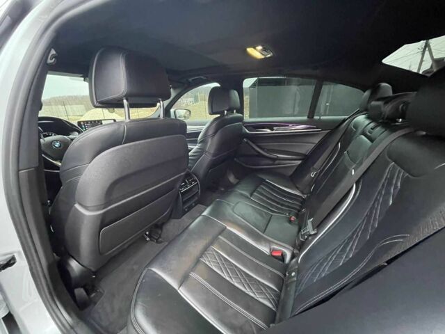 Серый БМВ 5 Серия, объемом двигателя 2 л и пробегом 171 тыс. км за 23000 $, фото 12 на Automoto.ua