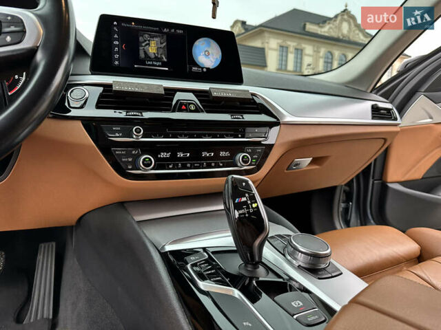 Сірий БМВ 5 Серія, об'ємом двигуна 2 л та пробігом 234 тис. км за 24999 $, фото 26 на Automoto.ua