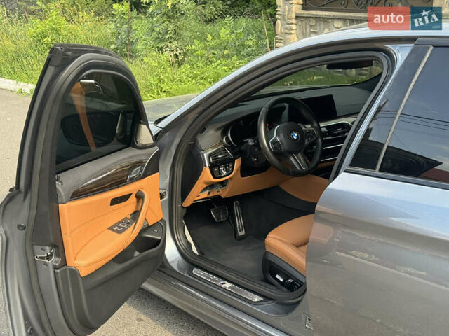 Сірий БМВ 5 Серія, об'ємом двигуна 3 л та пробігом 170 тис. км за 31899 $, фото 12 на Automoto.ua