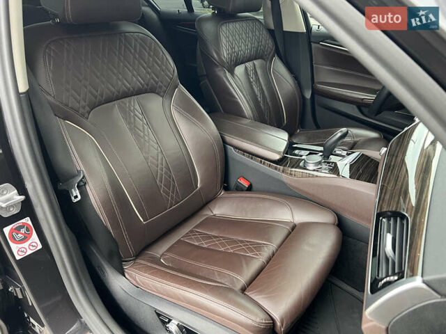 Сірий БМВ 5 Серія, об'ємом двигуна 2.99 л та пробігом 208 тис. км за 37900 $, фото 31 на Automoto.ua