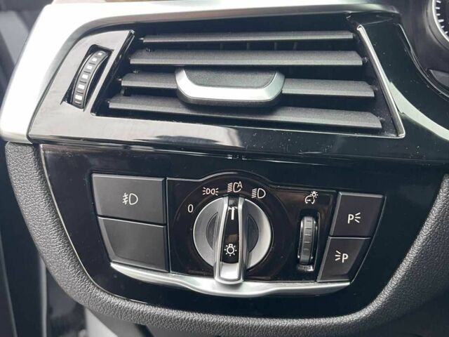 Серый БМВ 5 Серия, объемом двигателя 2 л и пробегом 171 тыс. км за 23000 $, фото 15 на Automoto.ua