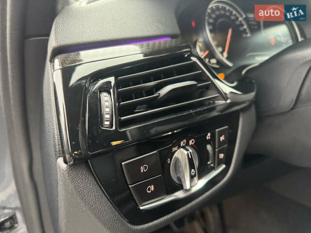 Сірий БМВ 5 Серія, об'ємом двигуна 3 л та пробігом 141 тис. км за 29999 $, фото 35 на Automoto.ua