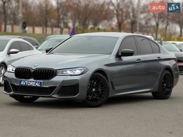 Серый БМВ 5 Серия, объемом двигателя 2 л и пробегом 127 тыс. км за 27000 $, фото 1 на Automoto.ua