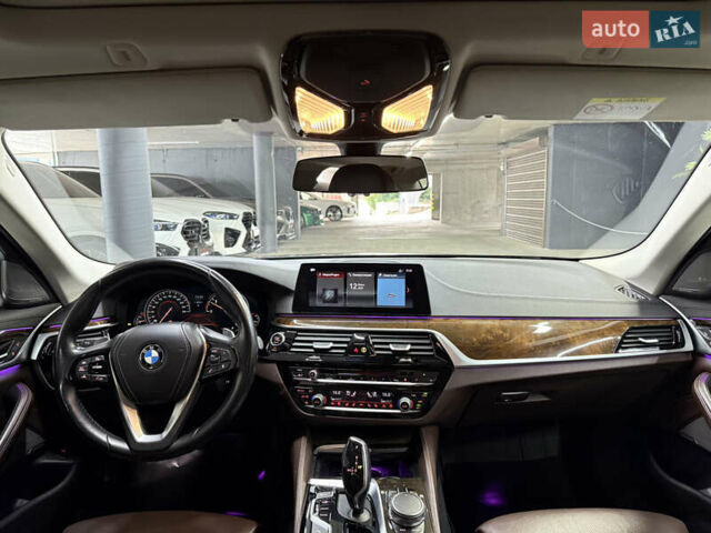 Сірий БМВ 5 Серія, об'ємом двигуна 2.99 л та пробігом 164 тис. км за 38900 $, фото 22 на Automoto.ua