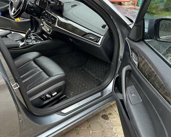 Сірий БМВ 5 Серія, об'ємом двигуна 2 л та пробігом 188 тис. км за 21300 $, фото 9 на Automoto.ua