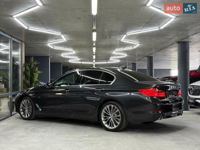 Сірий БМВ 5 Серія, об'ємом двигуна 2.99 л та пробігом 164 тис. км за 38900 $, фото 9 на Automoto.ua