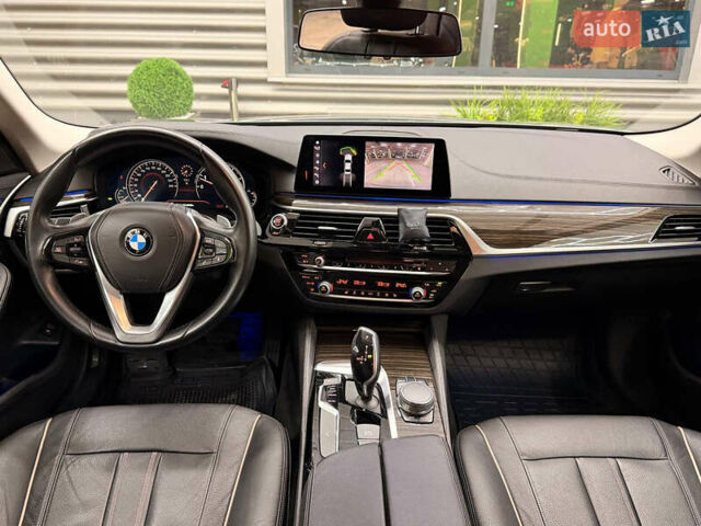 Серый БМВ 5 Серия, объемом двигателя 2 л и пробегом 131 тыс. км за 24000 $, фото 23 на Automoto.ua