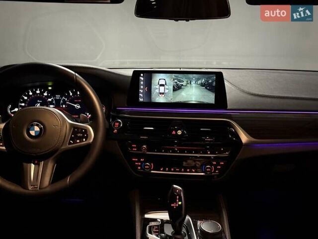 Сірий БМВ 5 Серія, об'ємом двигуна 3 л та пробігом 100 тис. км за 39500 $, фото 19 на Automoto.ua