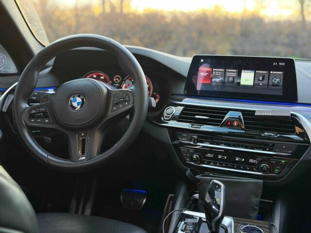 Серый БМВ 5 Серия, объемом двигателя 4.4 л и пробегом 149 тыс. км за 36800 $, фото 12 на Automoto.ua