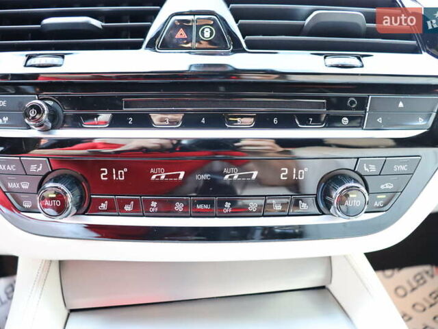 Серый БМВ 5 Серия, объемом двигателя 2.99 л и пробегом 152 тыс. км за 42900 $, фото 32 на Automoto.ua