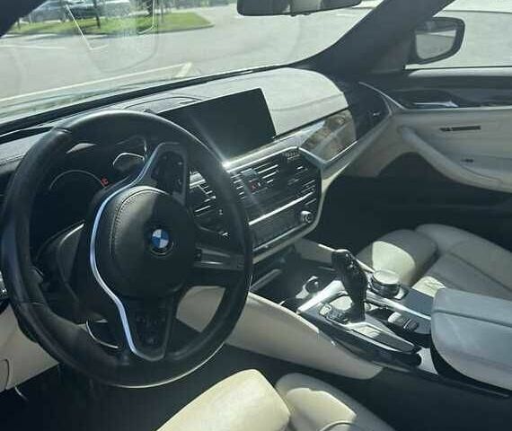 Серый БМВ 5 Серия, объемом двигателя 3 л и пробегом 120 тыс. км за 25000 $, фото 8 на Automoto.ua