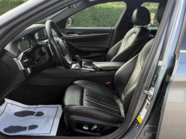 Серый БМВ 5 Серия, объемом двигателя 2 л и пробегом 53 тыс. км за 13650 $, фото 7 на Automoto.ua