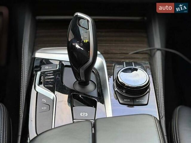 Серый БМВ 5 Серия, объемом двигателя 4.39 л и пробегом 149 тыс. км за 36800 $, фото 51 на Automoto.ua