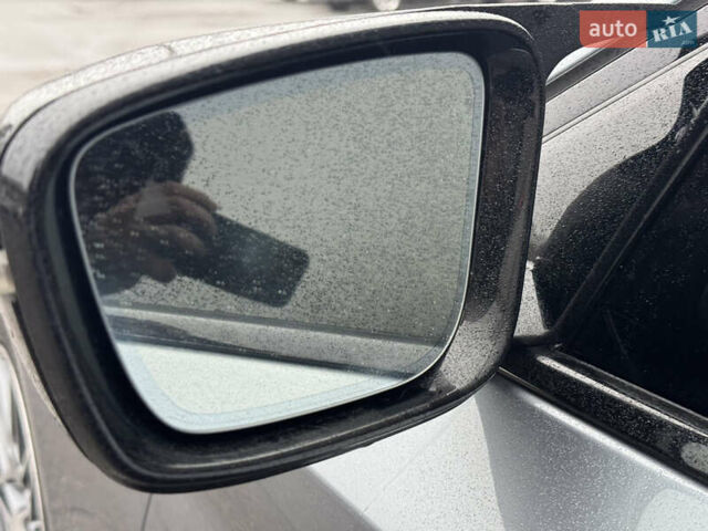 Серый БМВ 5 Серия, объемом двигателя 3 л и пробегом 120 тыс. км за 34900 $, фото 32 на Automoto.ua