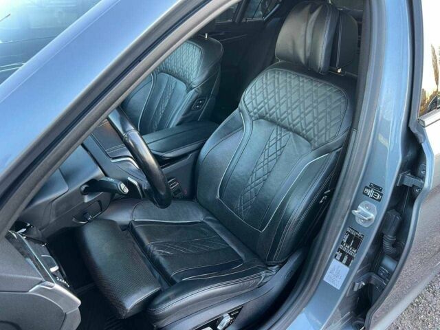 БМВ 5 Серия 2017 в Киеве на Automoto.ua Серый БМВ 5 Серия, объемом двигателя 3 л и пробегом 195 тыс. км за 24700 $, фото 10 на Automoto.ua