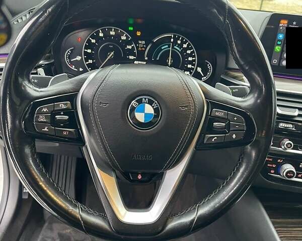 Сірий БМВ 5 Серія, об'ємом двигуна 2 л та пробігом 171 тис. км за 23000 $, фото 15 на Automoto.ua