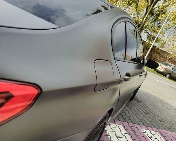 Серый БМВ 5 Серия, объемом двигателя 2 л и пробегом 166 тыс. км за 26500 $, фото 13 на Automoto.ua