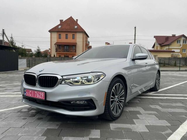 Серый БМВ 5 Серия, объемом двигателя 2 л и пробегом 171 тыс. км за 23000 $, фото 1 на Automoto.ua