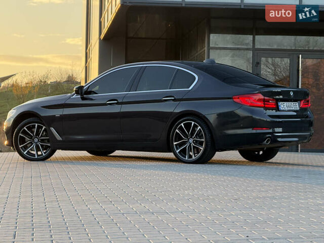 Серый БМВ 5 Серия, объемом двигателя 3 л и пробегом 254 тыс. км за 33500 $, фото 2 на Automoto.ua