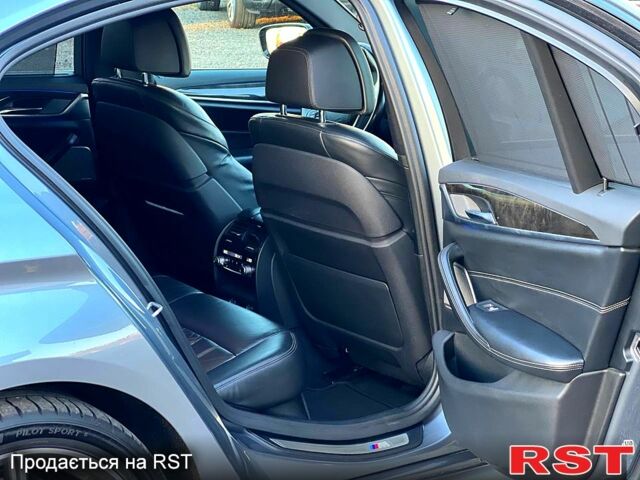 Серый БМВ 5 Серия, объемом двигателя 3 л и пробегом 195 тыс. км за 34700 $, фото 12 на Automoto.ua