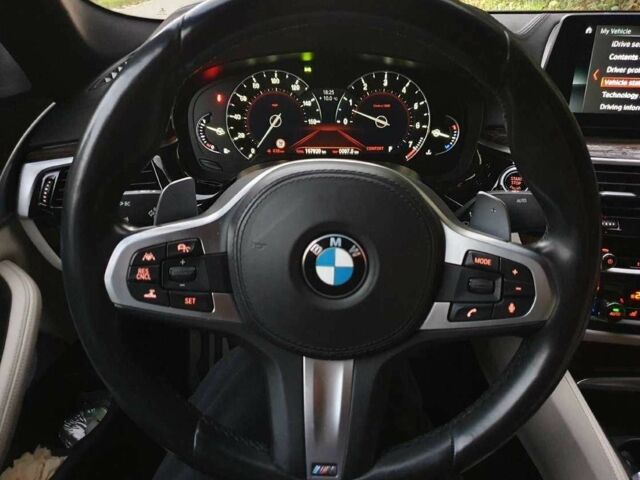 Сірий БМВ 5 Серія, об'ємом двигуна 0 л та пробігом 89 тис. км за 20100 $, фото 19 на Automoto.ua