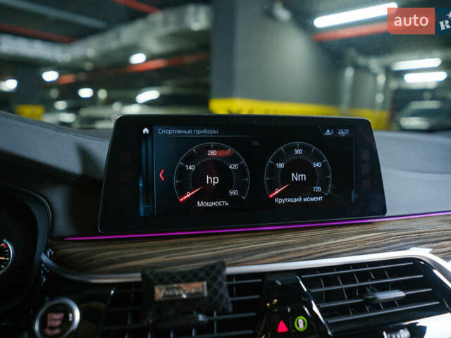 Серый БМВ 5 Серия, объемом двигателя 3 л и пробегом 150 тыс. км за 37500 $, фото 19 на Automoto.ua