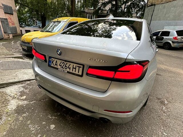Сірий БМВ 5 Серія, об'ємом двигуна 2 л та пробігом 112 тис. км за 30000 $, фото 12 на Automoto.ua