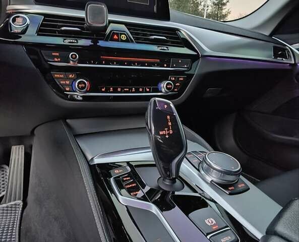 Сірий БМВ 5 Серія, об'ємом двигуна 2 л та пробігом 144 тис. км за 26999 $, фото 38 на Automoto.ua