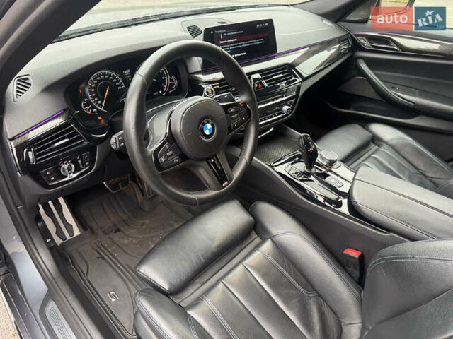 Сірий БМВ 5 Серія, об'ємом двигуна 3 л та пробігом 141 тис. км за 29999 $, фото 32 на Automoto.ua