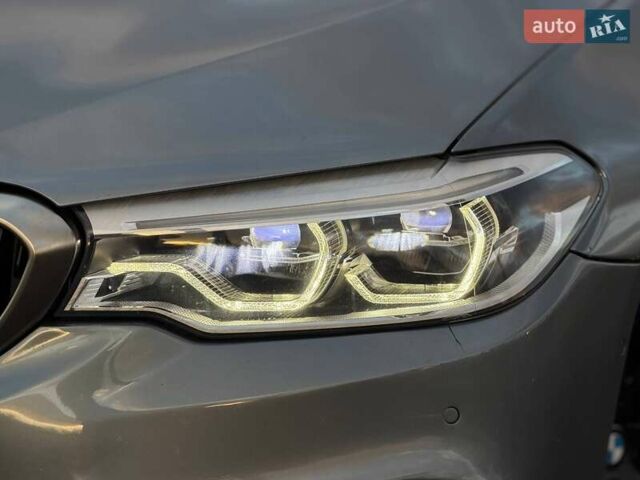 Серый БМВ 5 Серия, объемом двигателя 4.39 л и пробегом 149 тыс. км за 36800 $, фото 4 на Automoto.ua