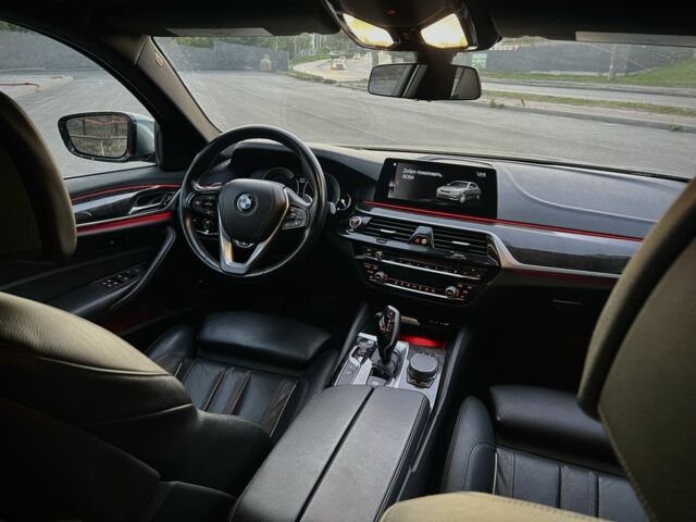 Серый БМВ 5 Серия, объемом двигателя 2 л и пробегом 121 тыс. км за 27000 $, фото 13 на Automoto.ua