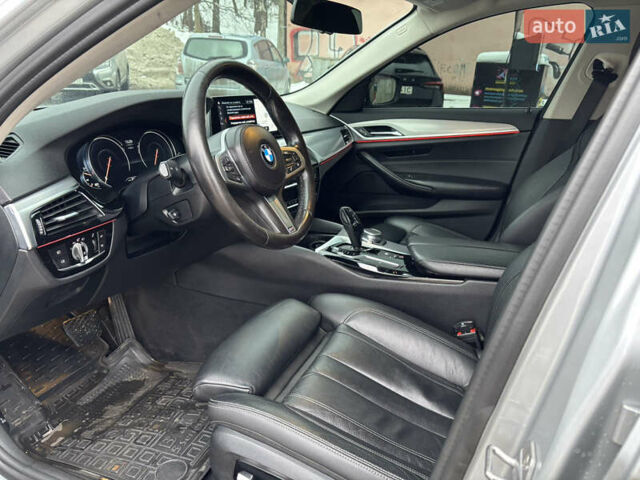 Серый БМВ 5 Серия, объемом двигателя 2 л и пробегом 214 тыс. км за 28500 $, фото 21 на Automoto.ua