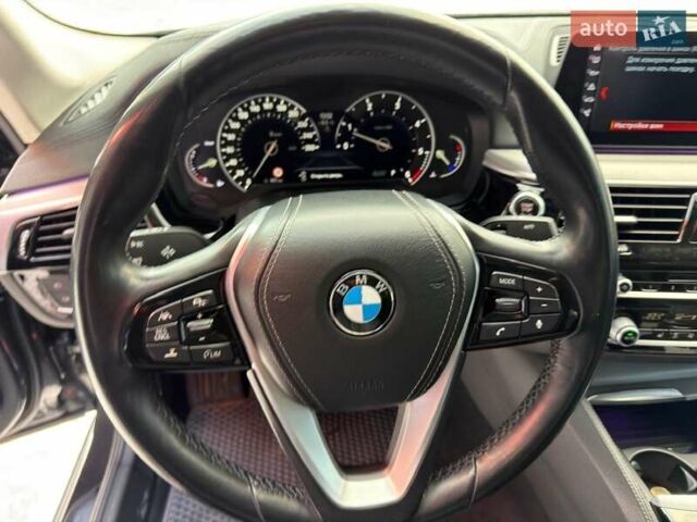 Серый БМВ 5 Серия, объемом двигателя 2 л и пробегом 146 тыс. км за 27900 $, фото 17 на Automoto.ua